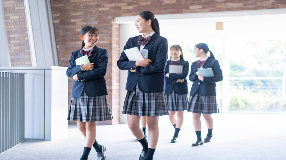 女子の成長はなぜ男子より早いのか?ホルモンと骨格発達の科学