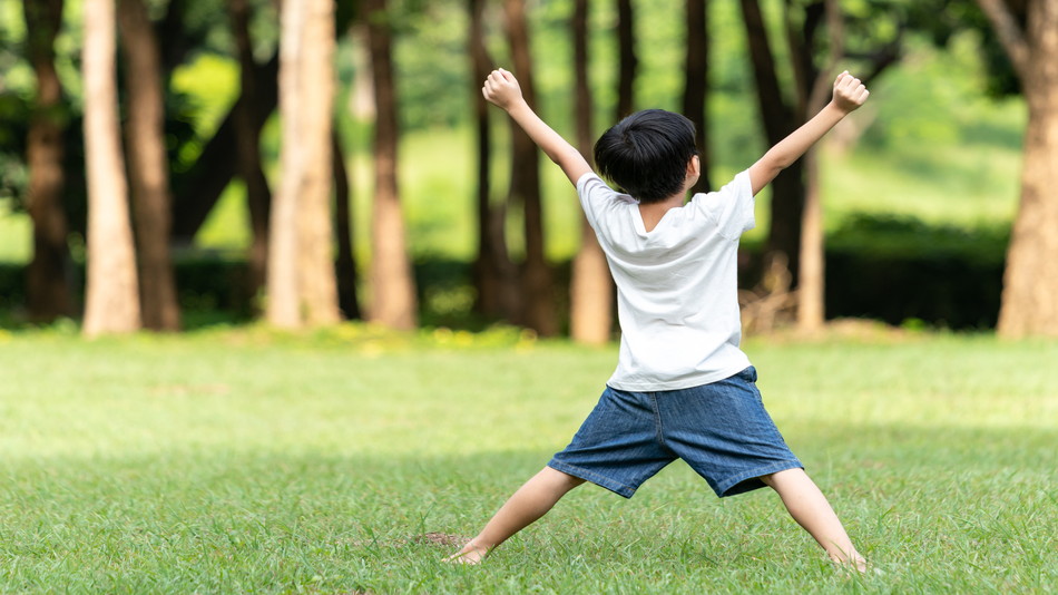【子供の側弯症と腰痛や背部痛】見た目だけでは分からない神経への影響とは?