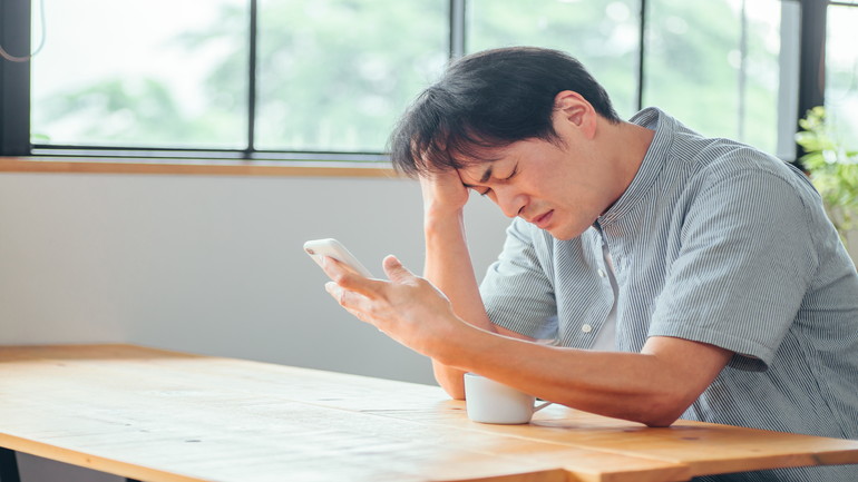 理由のない不安感と眠れない夜に悩まされた睡眠障害