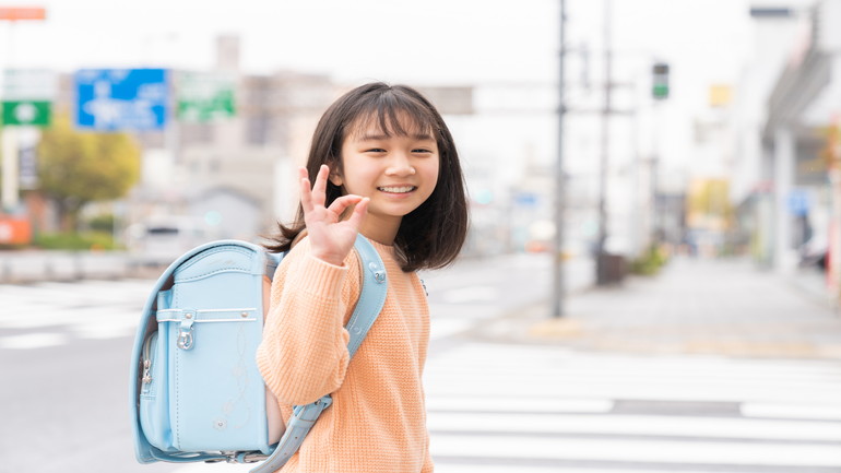 小学生で手術の可能性まで示された側弯症と背中の強い痛み