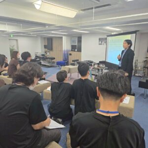 2025年10月シオカワスクールセミナーにて講義をする中島恵先生