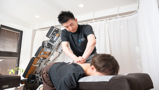 手術しかないと言われた分離症による歩行困難な腰痛