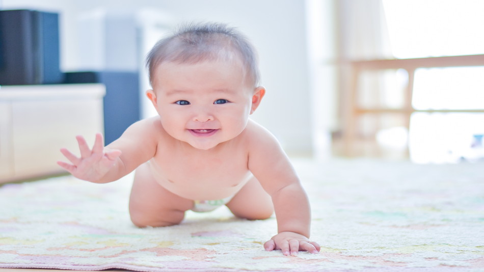 赤ちゃんのハイハイは「神経系」からのメッセージ。健やかな発達を支えるサイン⁉