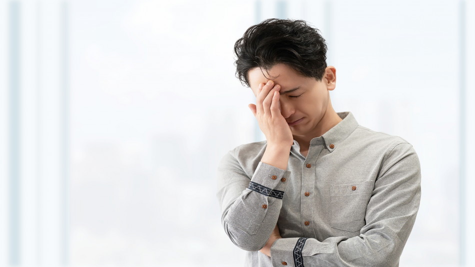午後になるとこめかみがズキズキ痛むのはなぜ？慢性頭痛の原因とは