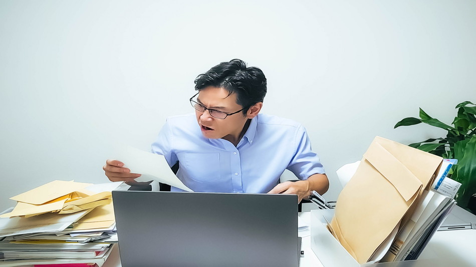 年齢とともにイライラが増えたのはなぜ？男性更年期とテストステロンの関係